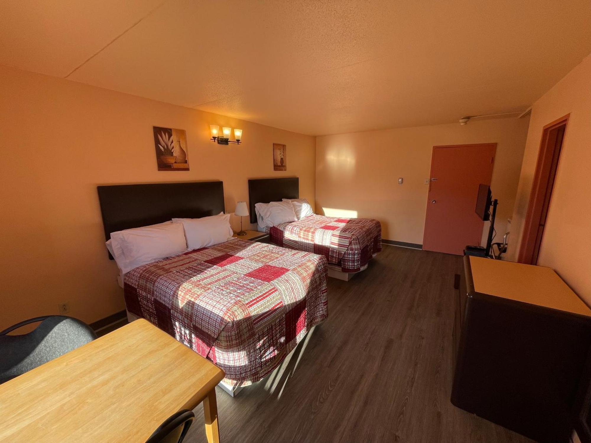 Motel St-Eustache サン・トゥスタッシュ エクステリア 写真